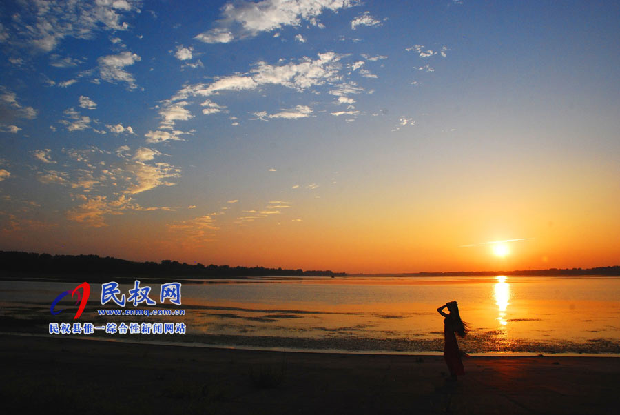 秋水湖--故道夕陽