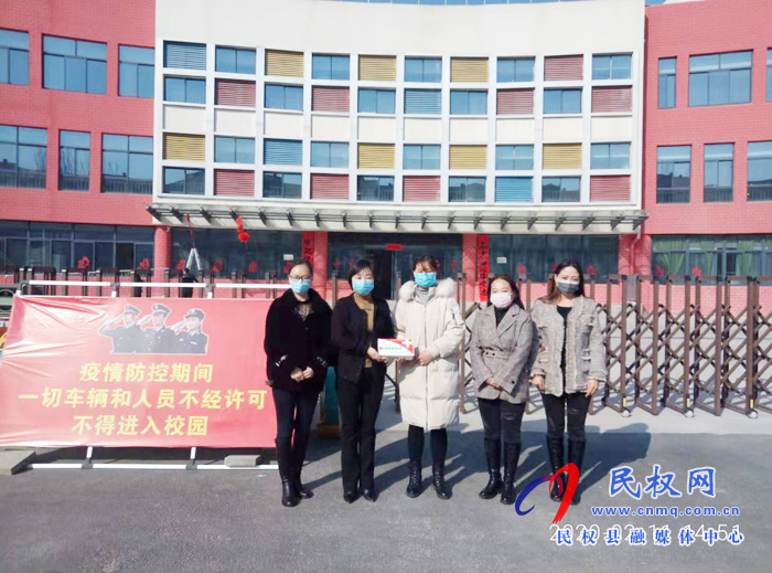 暖心！幼兒家長向幼兒園捐贈(zèng)新冠肺炎疫情防控物資