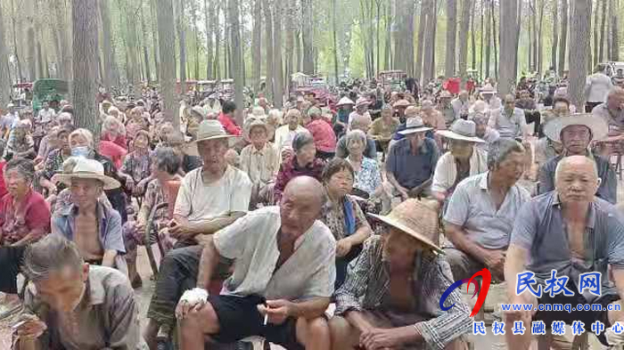 民權(quán)文化廣電旅游局開展“文化下鄉(xiāng) 進(jìn)萬家“消防宣傳