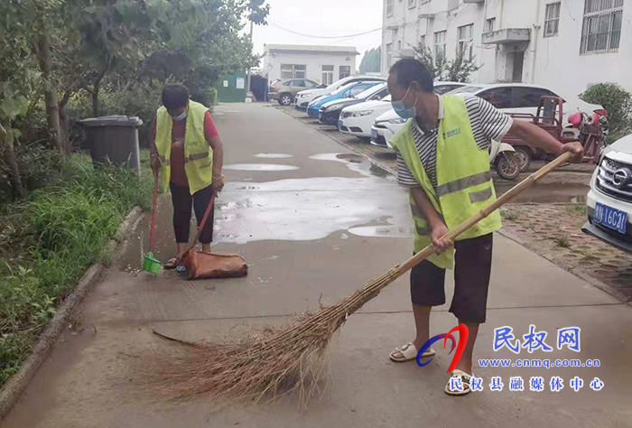 民權(quán)縣花園鄉(xiāng)筑牢疫情防控“衛(wèi)生防線”不給疫情留“盲區(qū)”