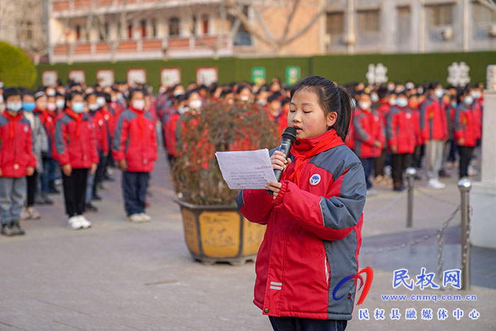 民權(quán)縣實(shí)驗(yàn)小學(xué)舉行文明禮儀活動(dòng)月啟動(dòng)儀式