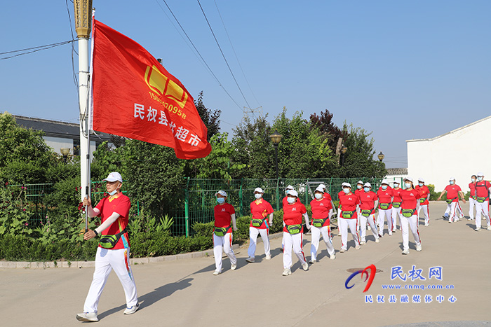 我縣圖書超市到敬老院開展“我們的節(jié)日·端午”慰問演出活動