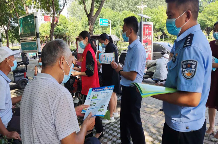 民權(quán)縣“掃黃打非”辦公室積極開展網(wǎng)絡(luò)安全宣傳周集中宣傳活動