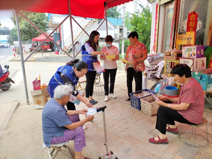 莊子鎮(zhèn)開展禁毒宣傳“進萬家”活動