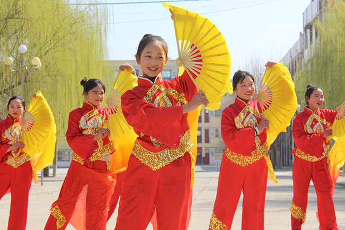 民權(quán)縣實驗中學(xué)積極創(chuàng)建文明校園