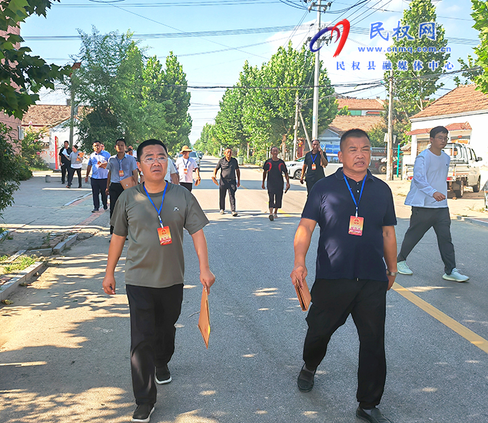 龍?zhí)伶?zhèn)開展人居環(huán)境整治提升觀摩評比活動