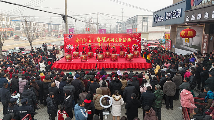 民權(quán)縣人和鎮(zhèn)舉辦 “我們的節(jié)日?春節(jié)” 文藝匯演 歡歡喜喜過大年