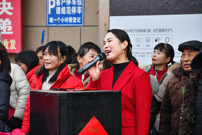 民權(quán)縣人和鎮(zhèn)舉辦 “我們的節(jié)日?春節(jié)” 文藝匯演 歡歡喜喜過大年