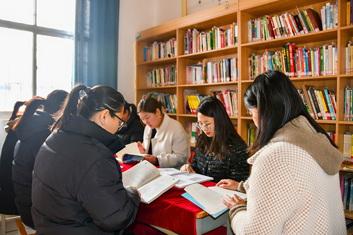 人和鎮(zhèn)三八節(jié)書(shū)香閱讀分享活動(dòng)成功舉辦?