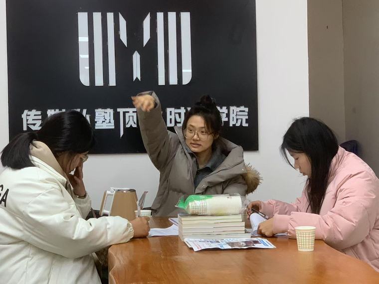 民權(quán)縣圖書館舉辦2025年第六期播音與主持藝術(shù)公益公益講座（總第32期）